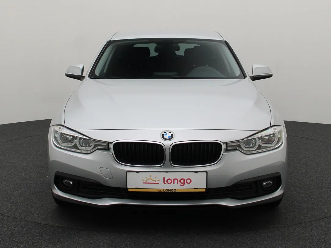 BMW 320, 2017. gads