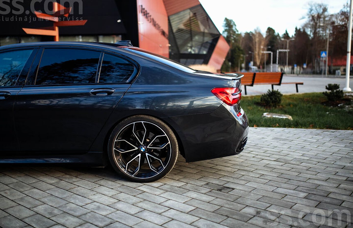 BMW 730 — foto 6