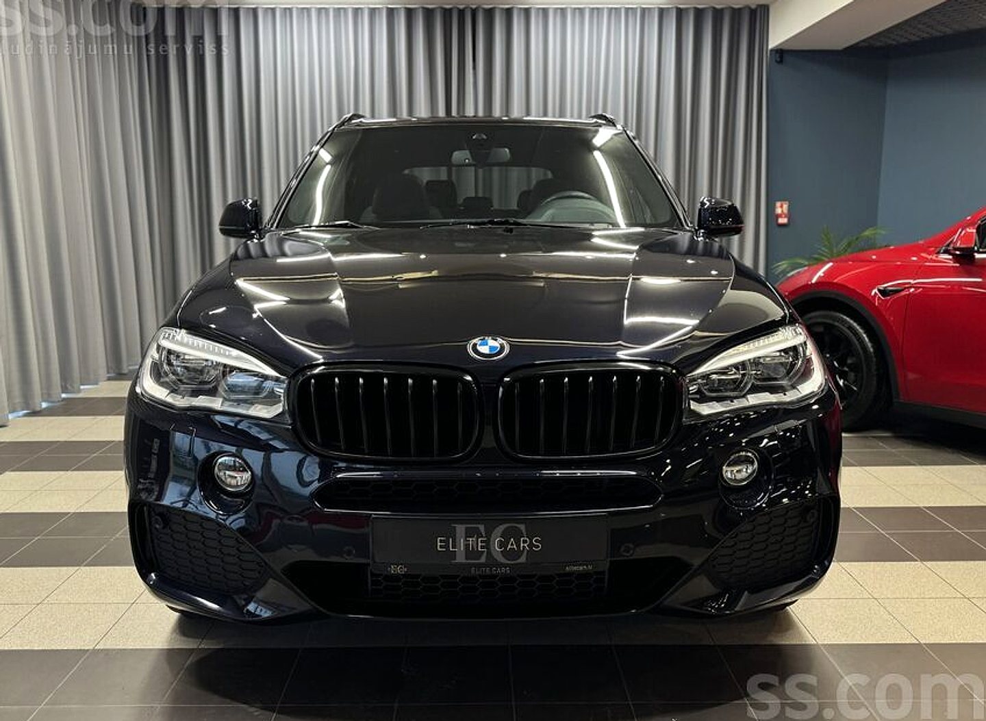 BMW X5 — foto 2