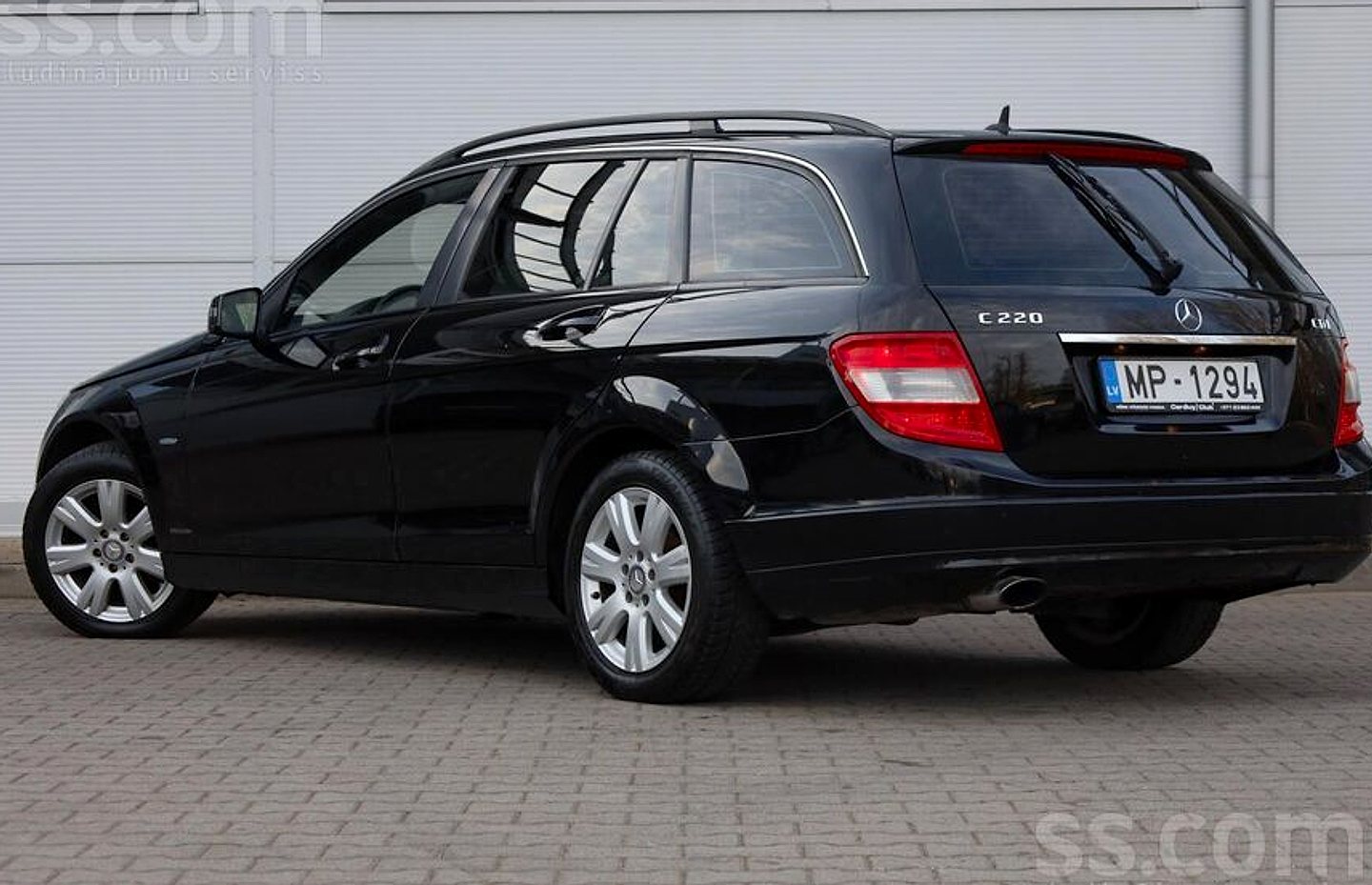 Mercedes-Benz C220 — foto 3