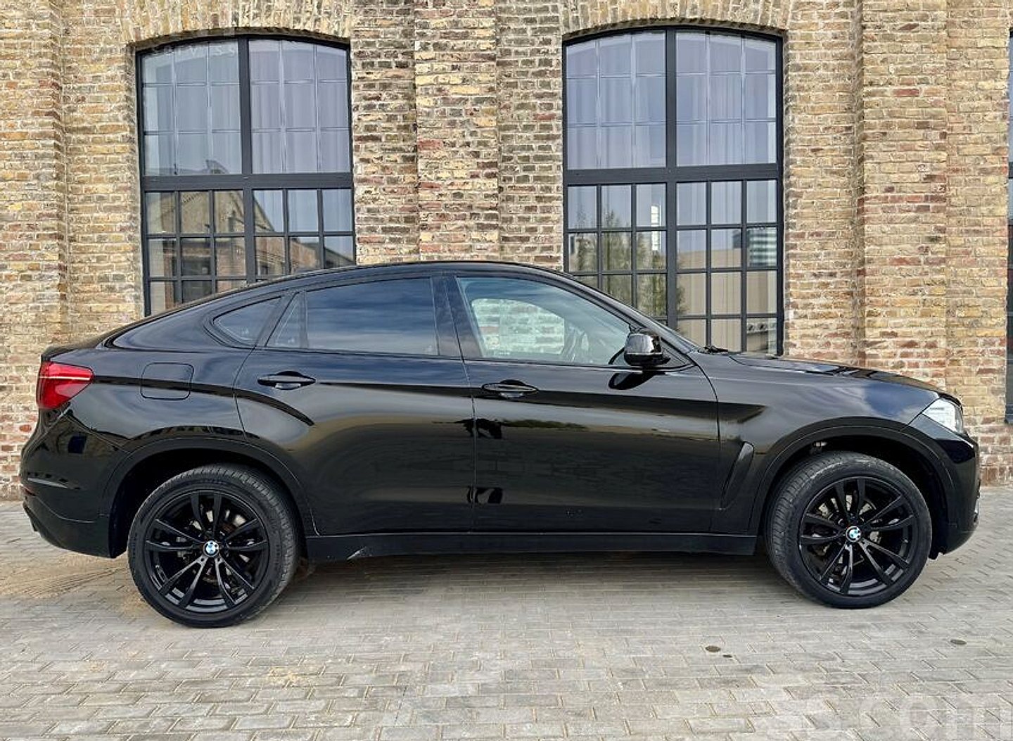 BMW X6 — foto 6