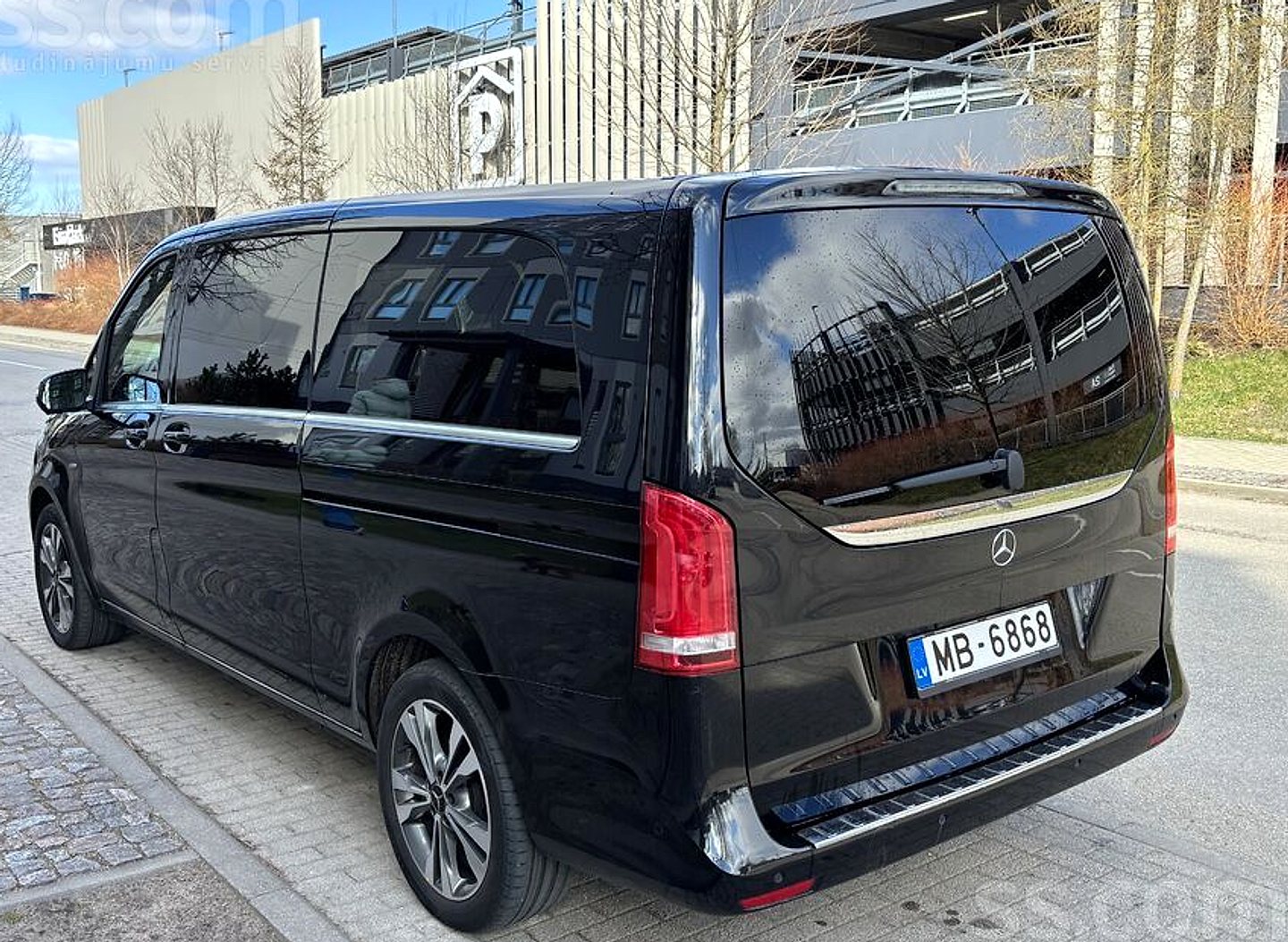 Mercedes-Benz V220 — foto 4