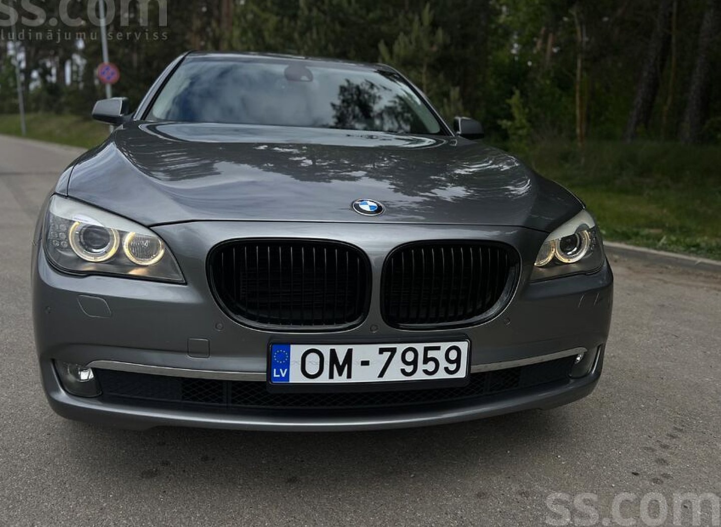 BMW 730 — foto 2