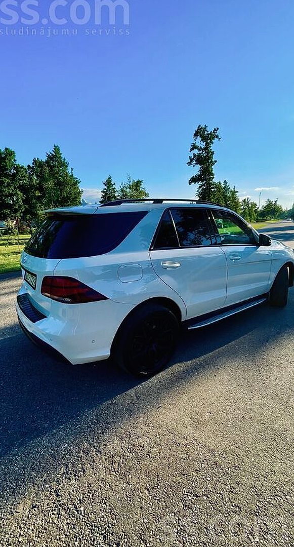 Mercedes-Benz GLE 350 — foto 5