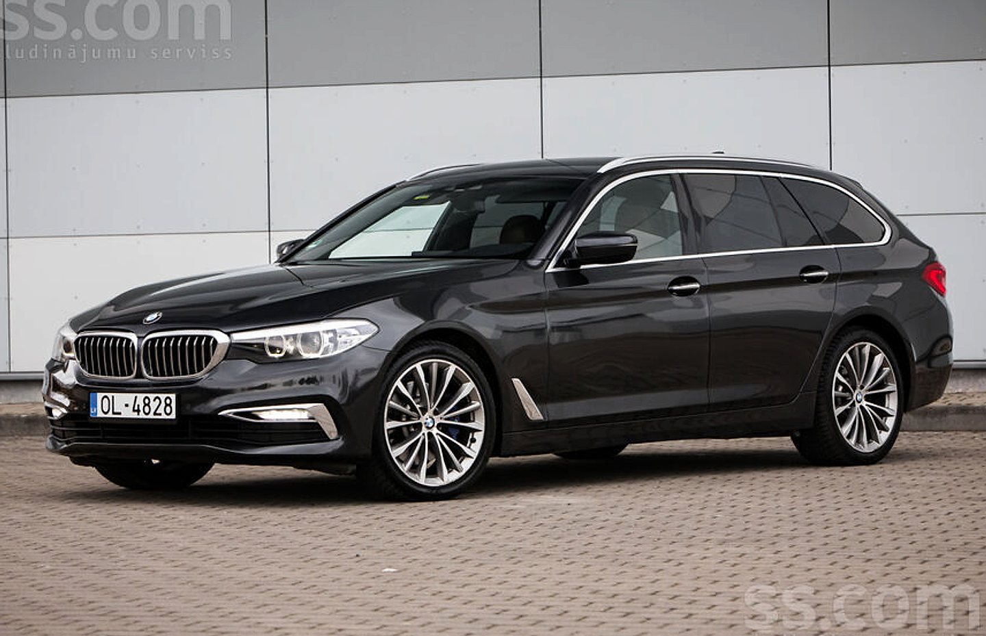BMW 530 — foto 3