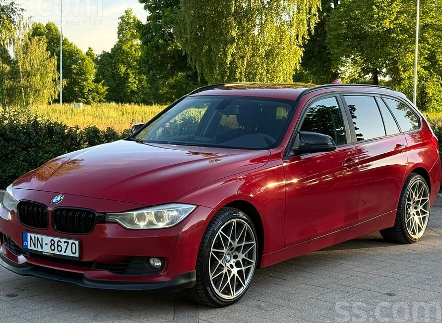 BMW 320 — foto 5