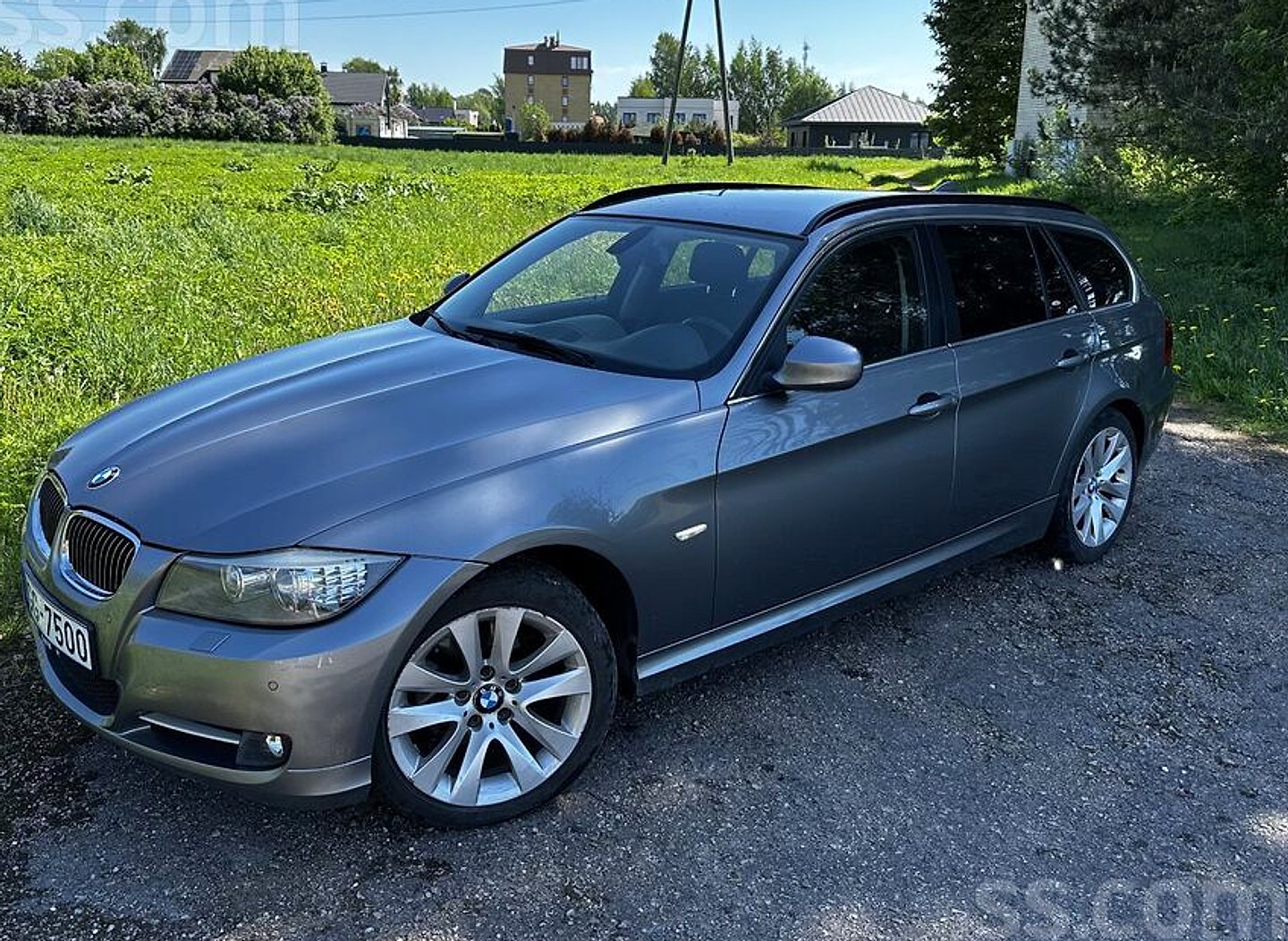 BMW 320 — foto 2