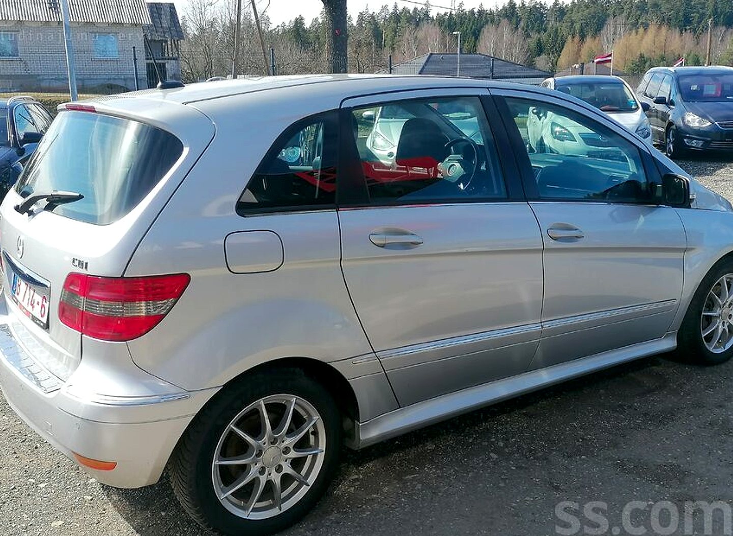 Mercedes-Benz B180 — foto 5