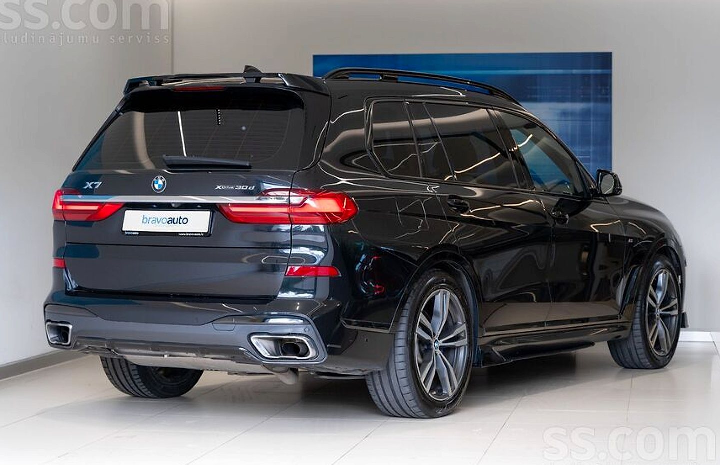 BMW X7 — foto 3