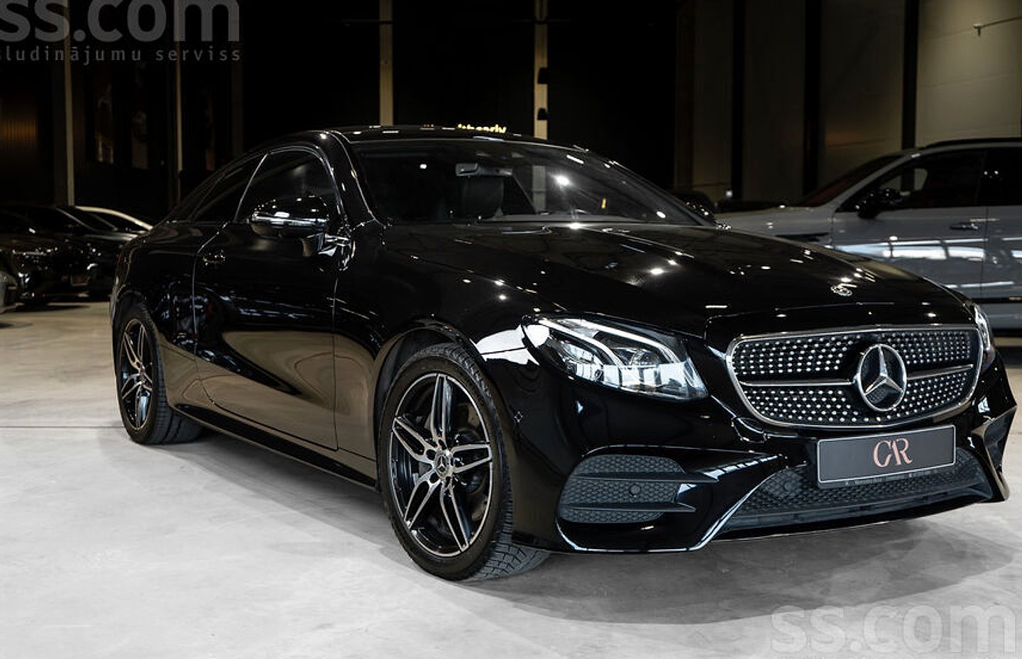 Mercedes-Benz E220 — foto 3