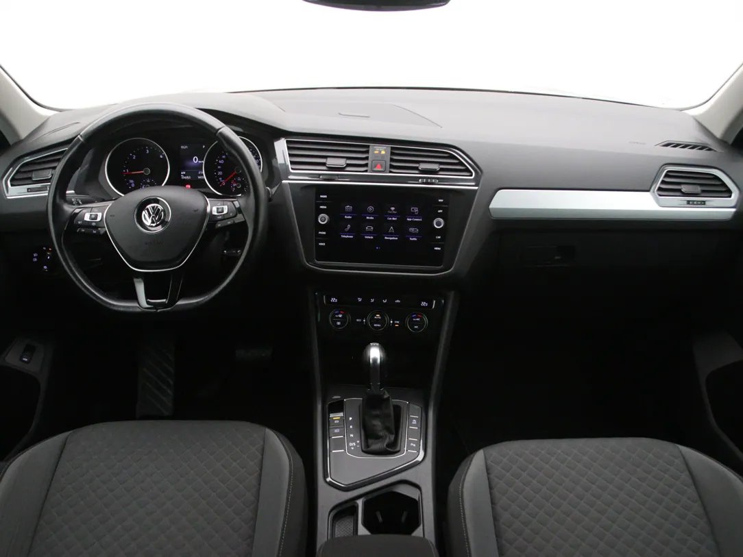 Volkswagen Tiguan — foto 3