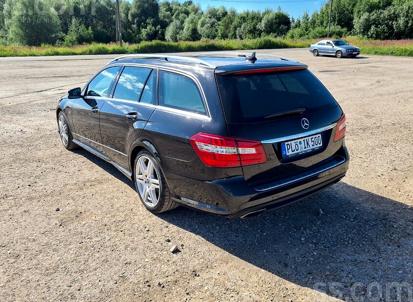 Mercedes-Benz E300 — foto 4