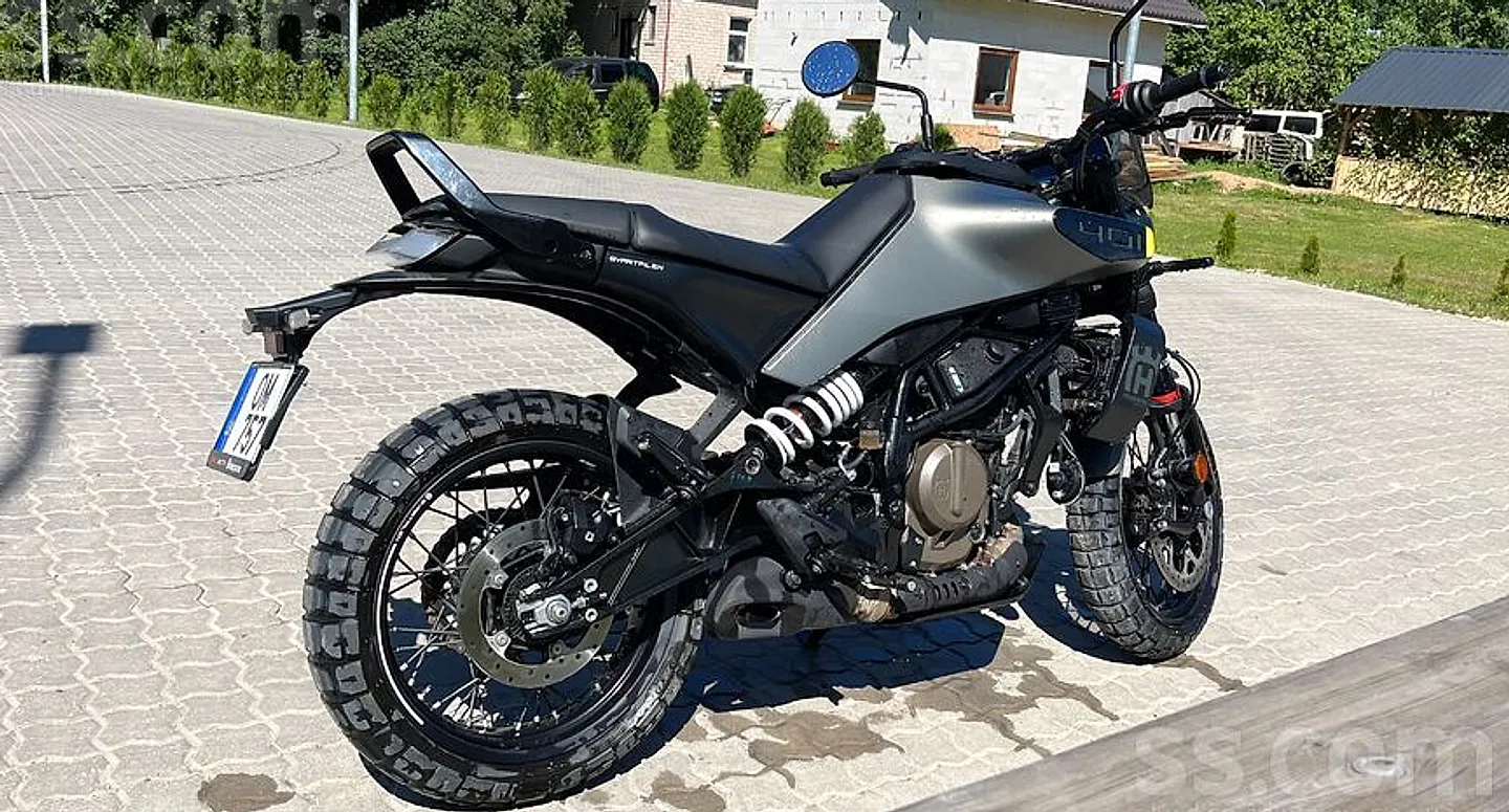 Husqvarna Svartpilen 401, 2025. gads