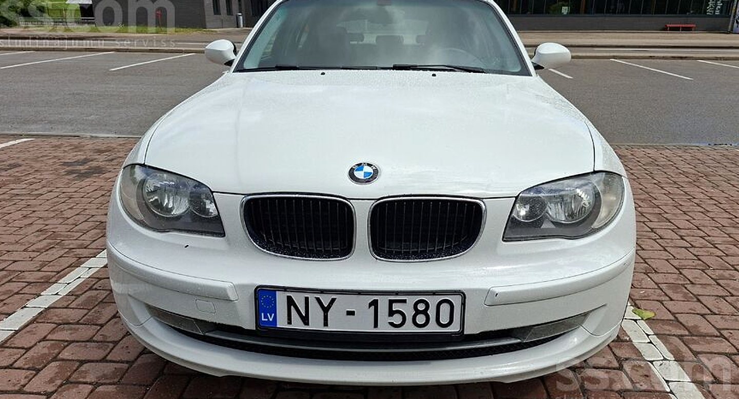 BMW 118 — foto 2