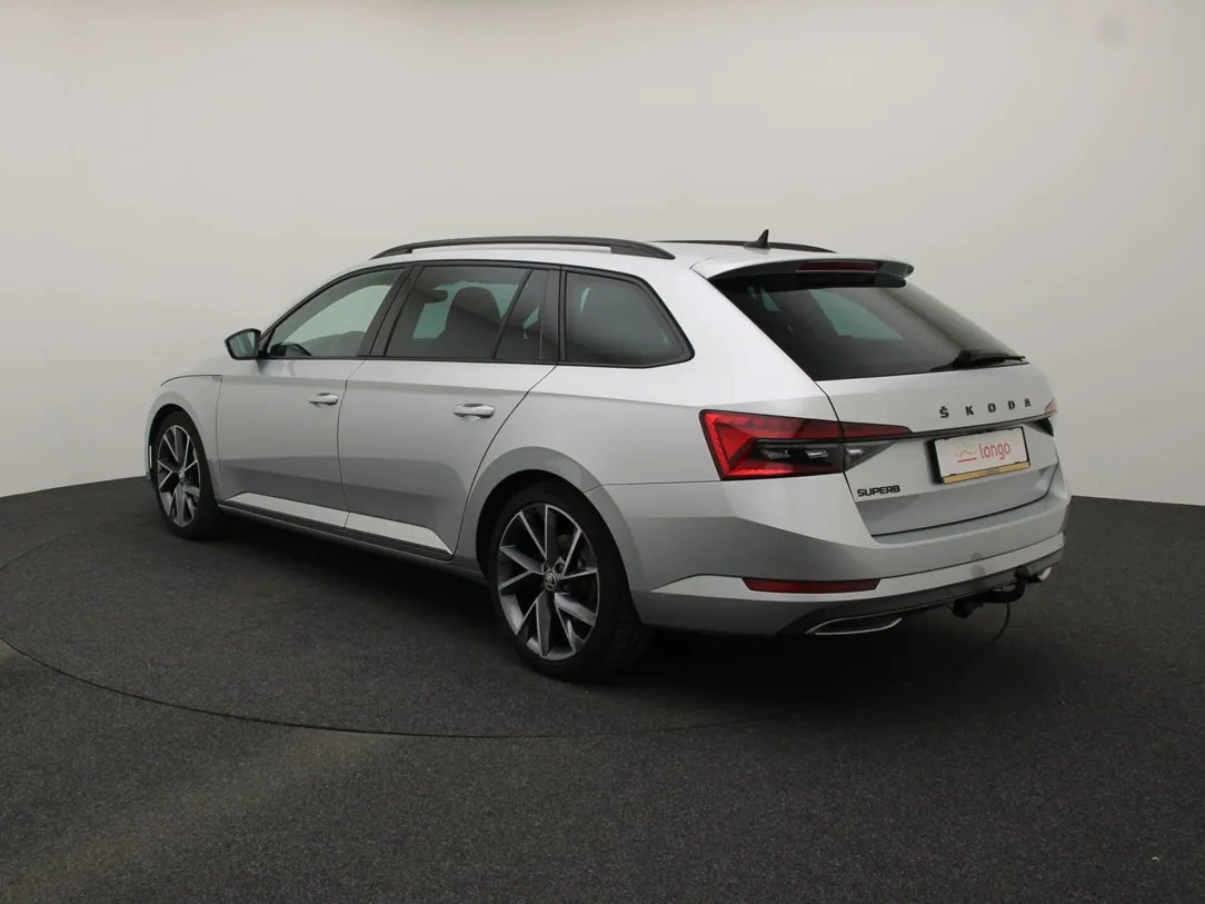 Škoda Superb — foto 8