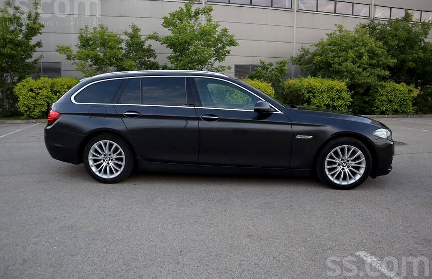 BMW 520 — foto 5