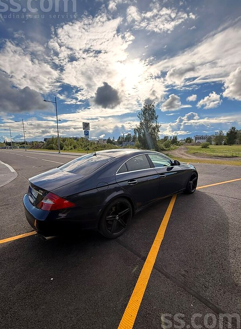 Mercedes-Benz CLS320 — foto 2