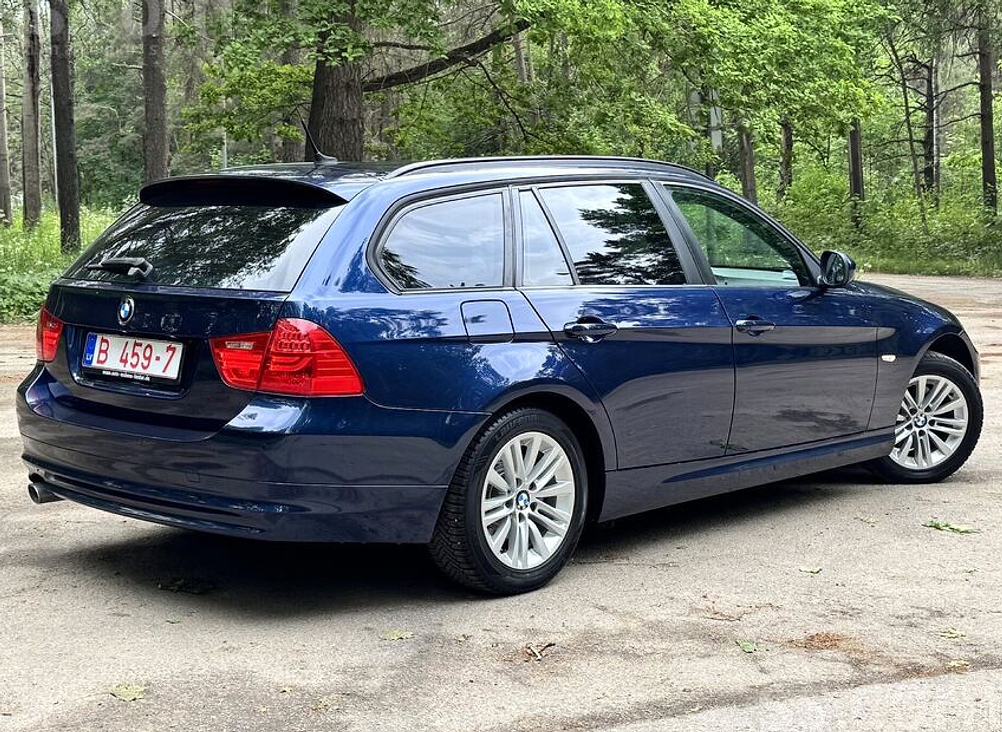 BMW 320 — foto 6