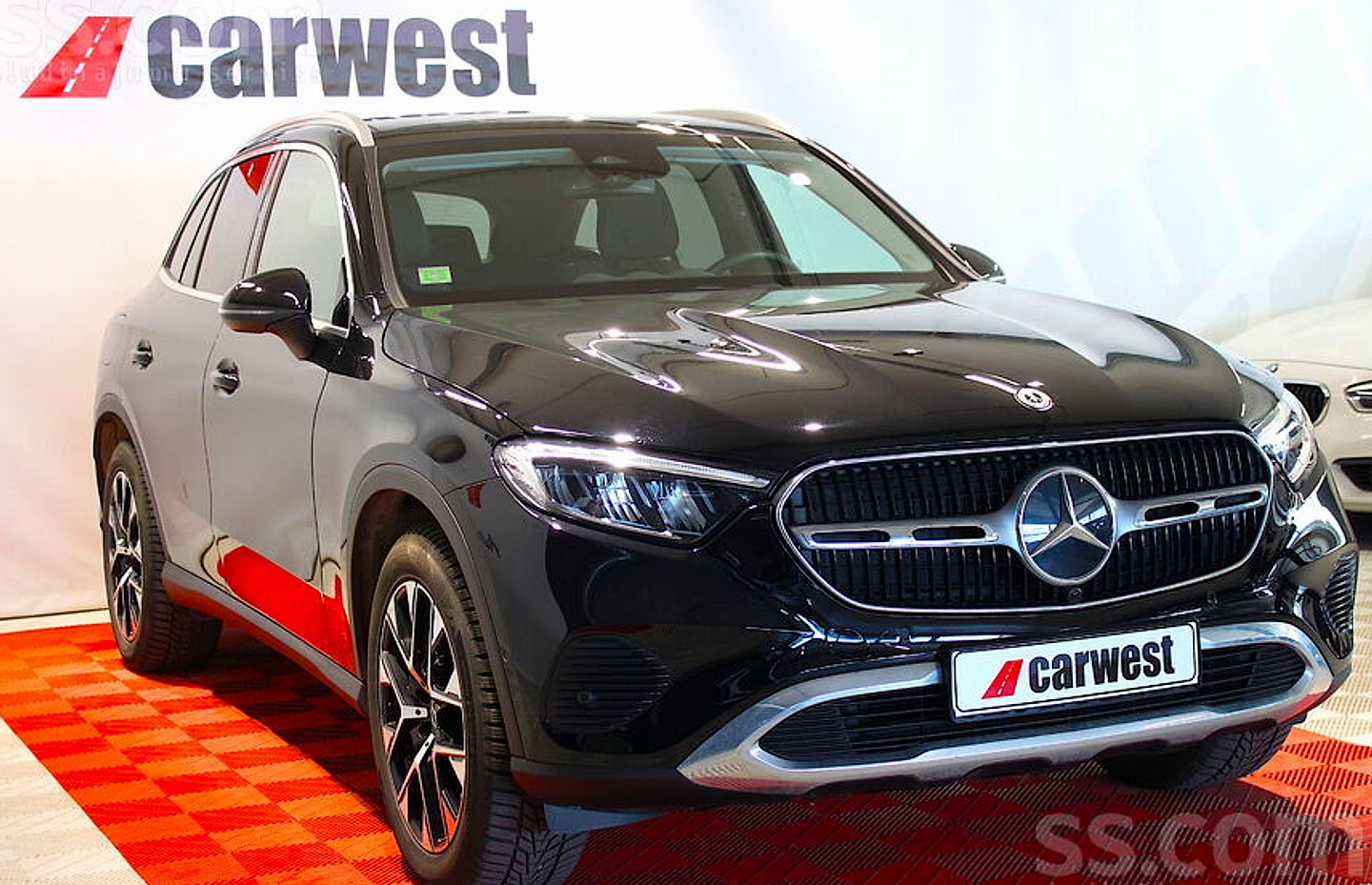 Mercedes-Benz GLC 200 — foto 3