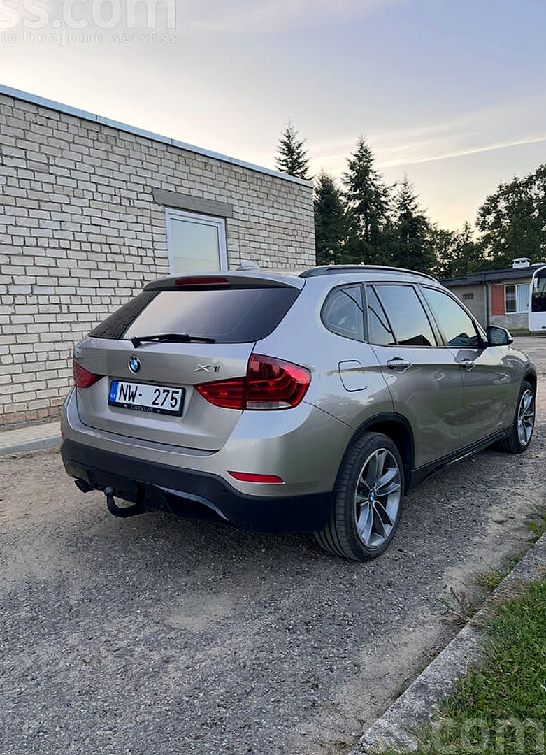 BMW X1 — foto 4