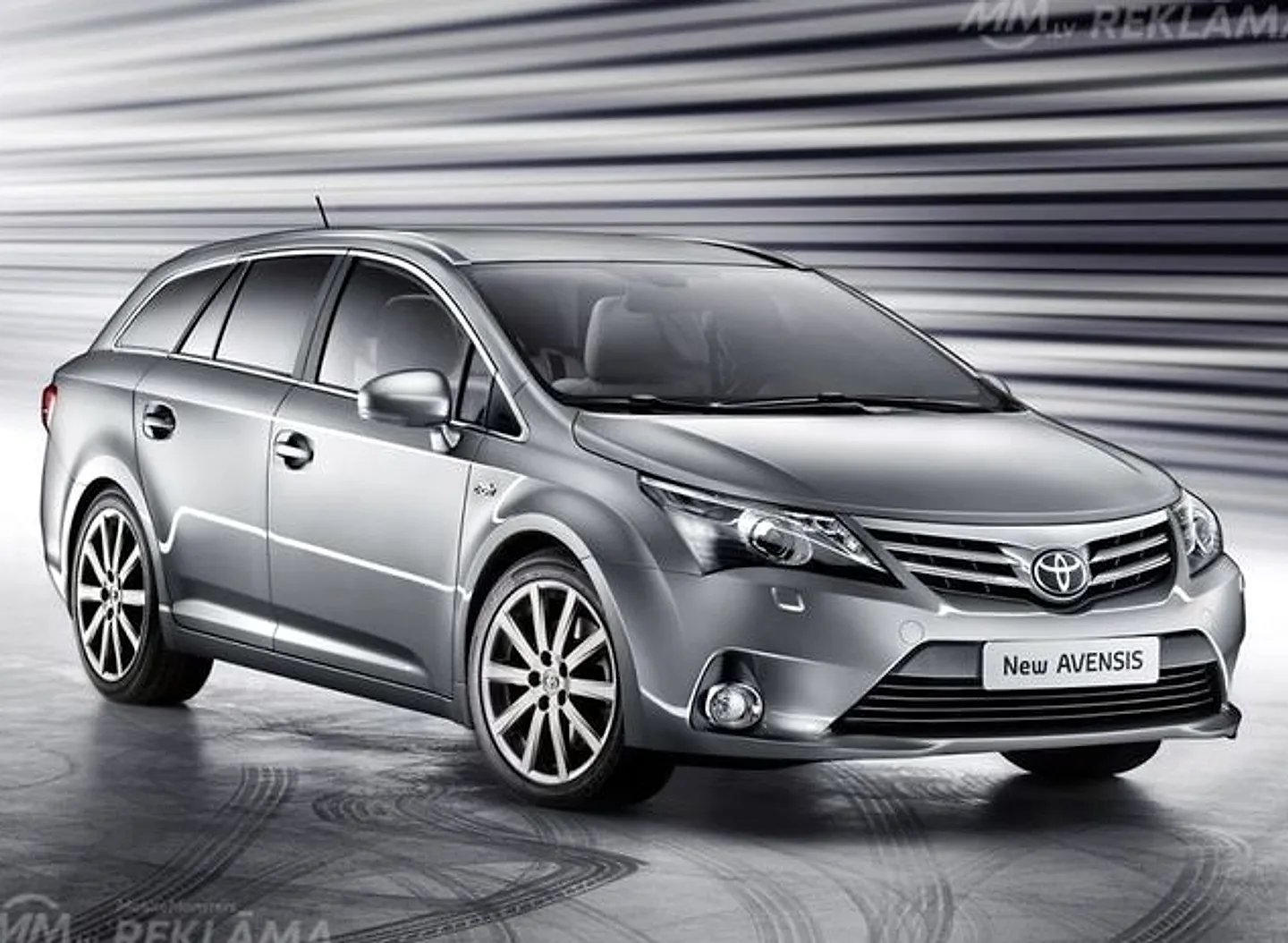 Toyota Avensis, 2012. gads