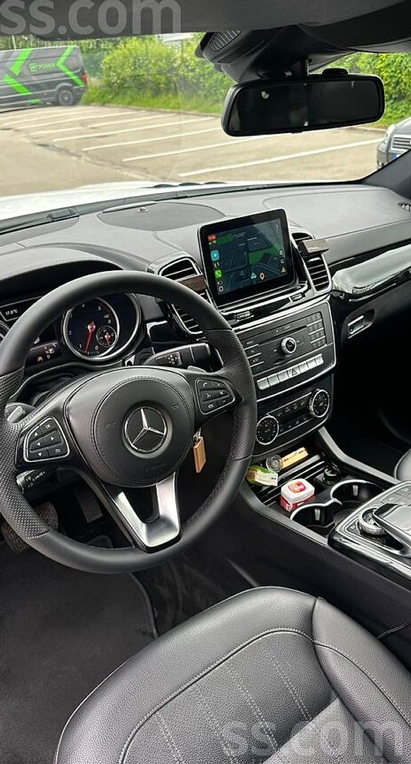 Mercedes-Benz GLS 350 — foto 6