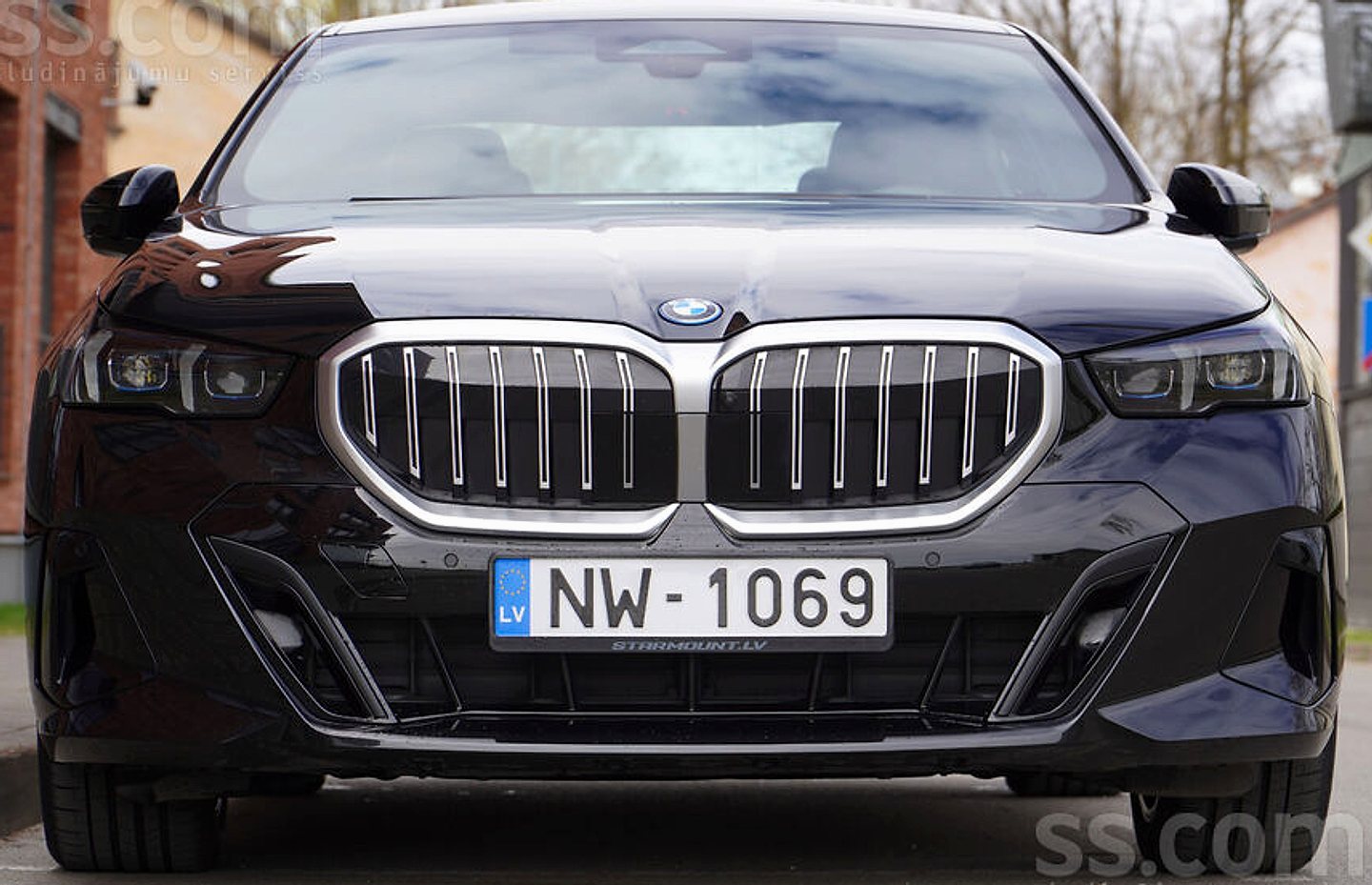 BMW 530 — foto 6