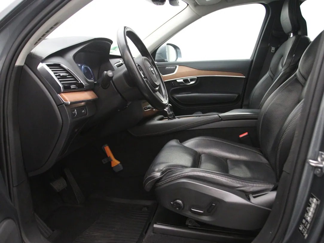 Volvo Xc90 — foto 5