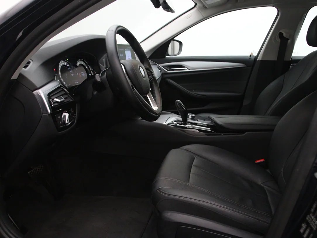 BMW 520 — foto 5