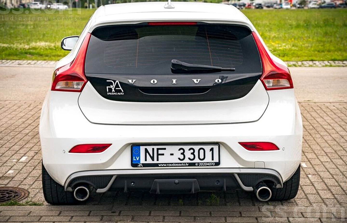 Volvo V40 — foto 5