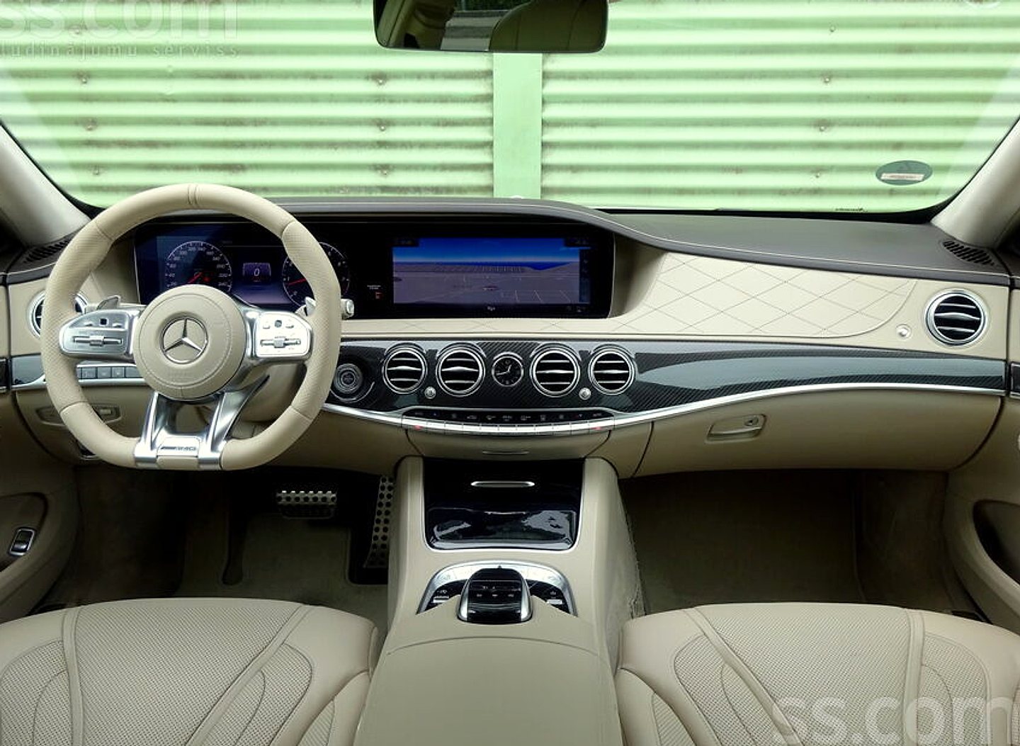 Mercedes-Benz S560 — foto 5