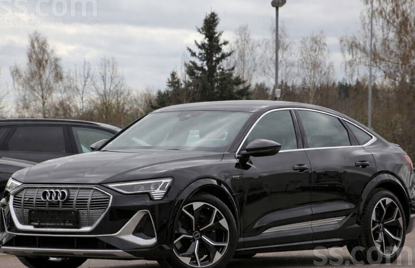 Audi E-tron, 2021. gads