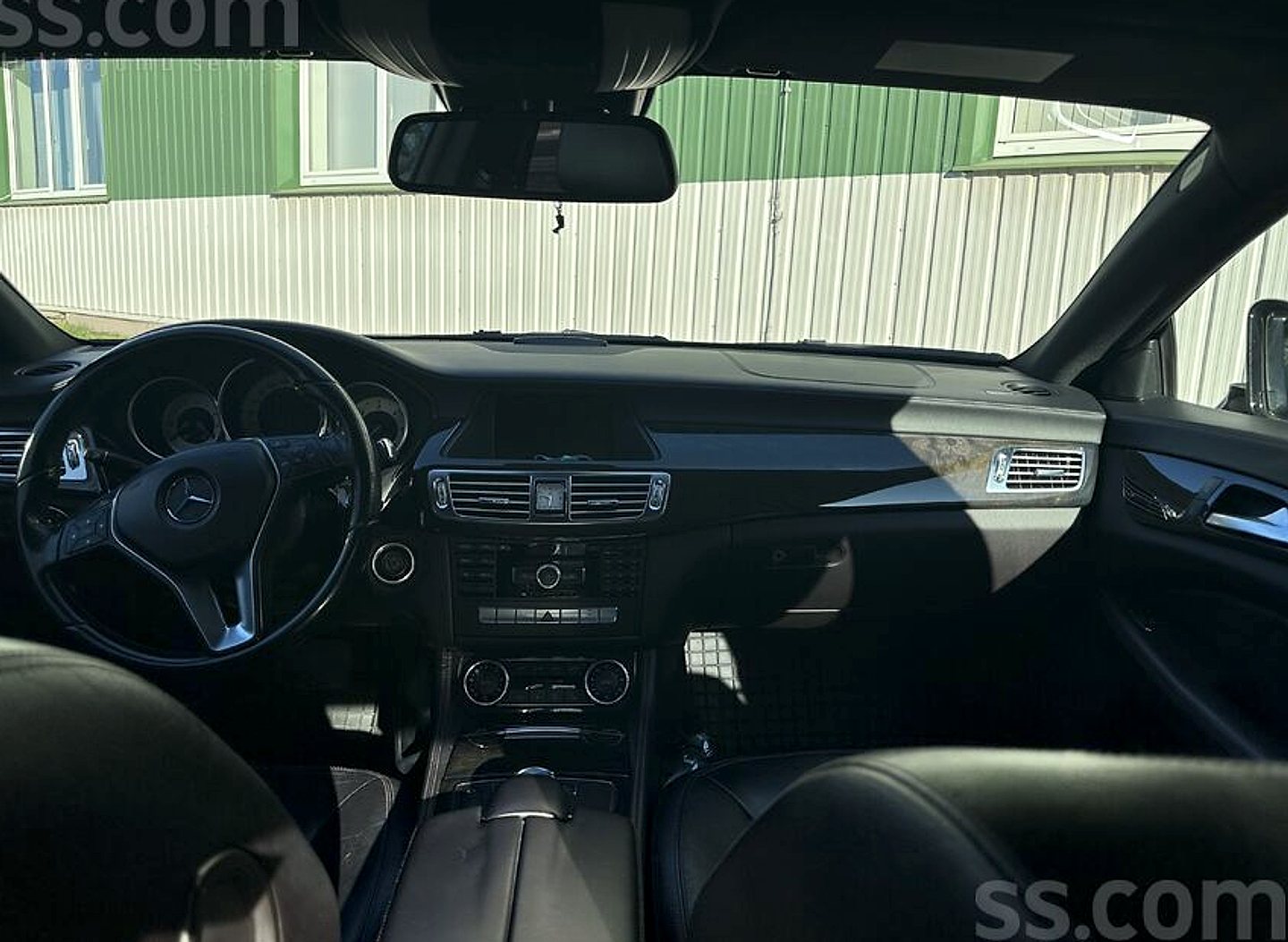 Mercedes-Benz CLS350 — foto 3