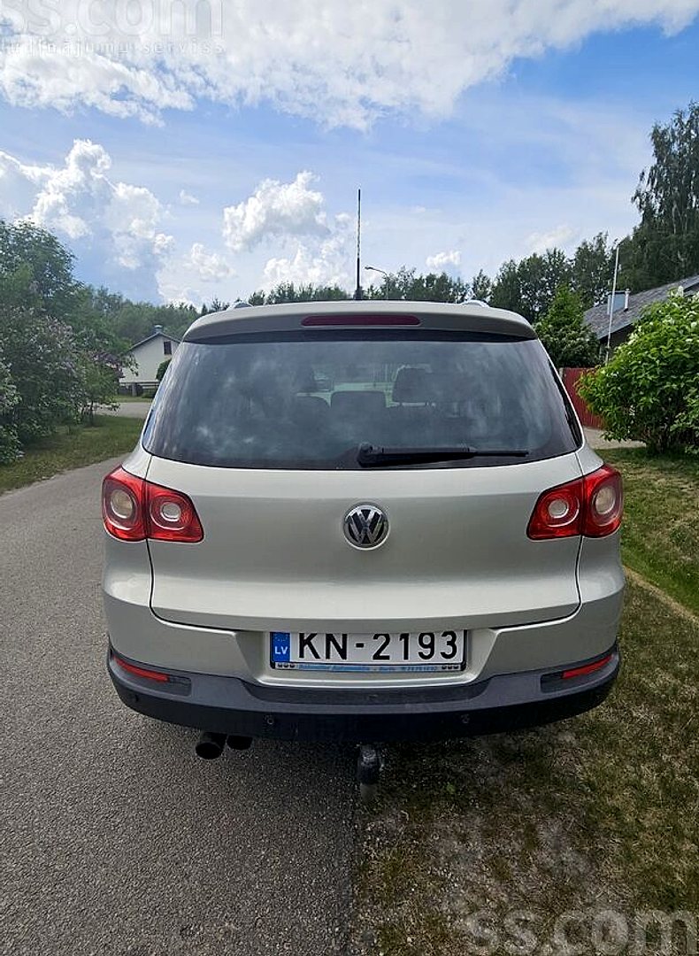 Volkswagen Tiguan — foto 4