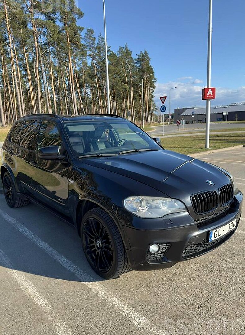 BMW X5 — foto 2