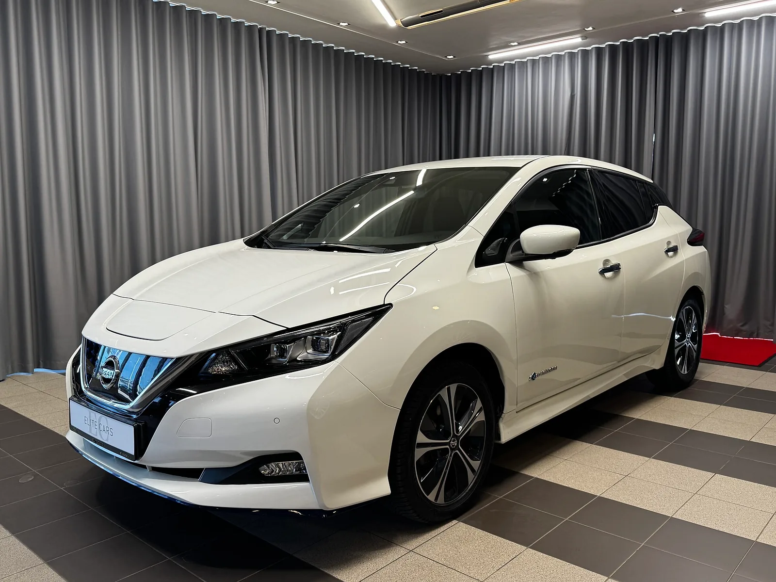Nissan leaf, 2019. gads