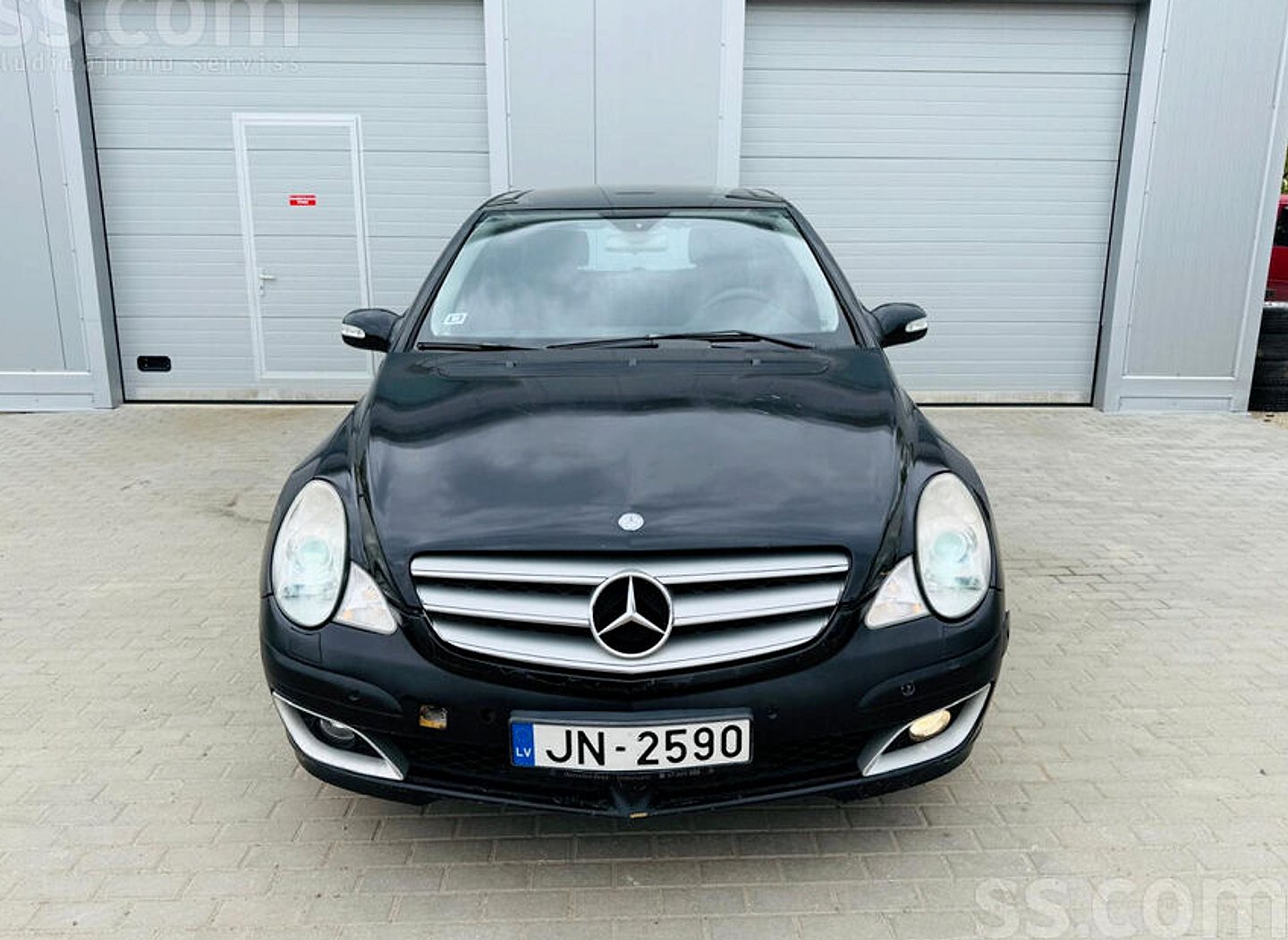 Mercedes-Benz R320 — foto 2