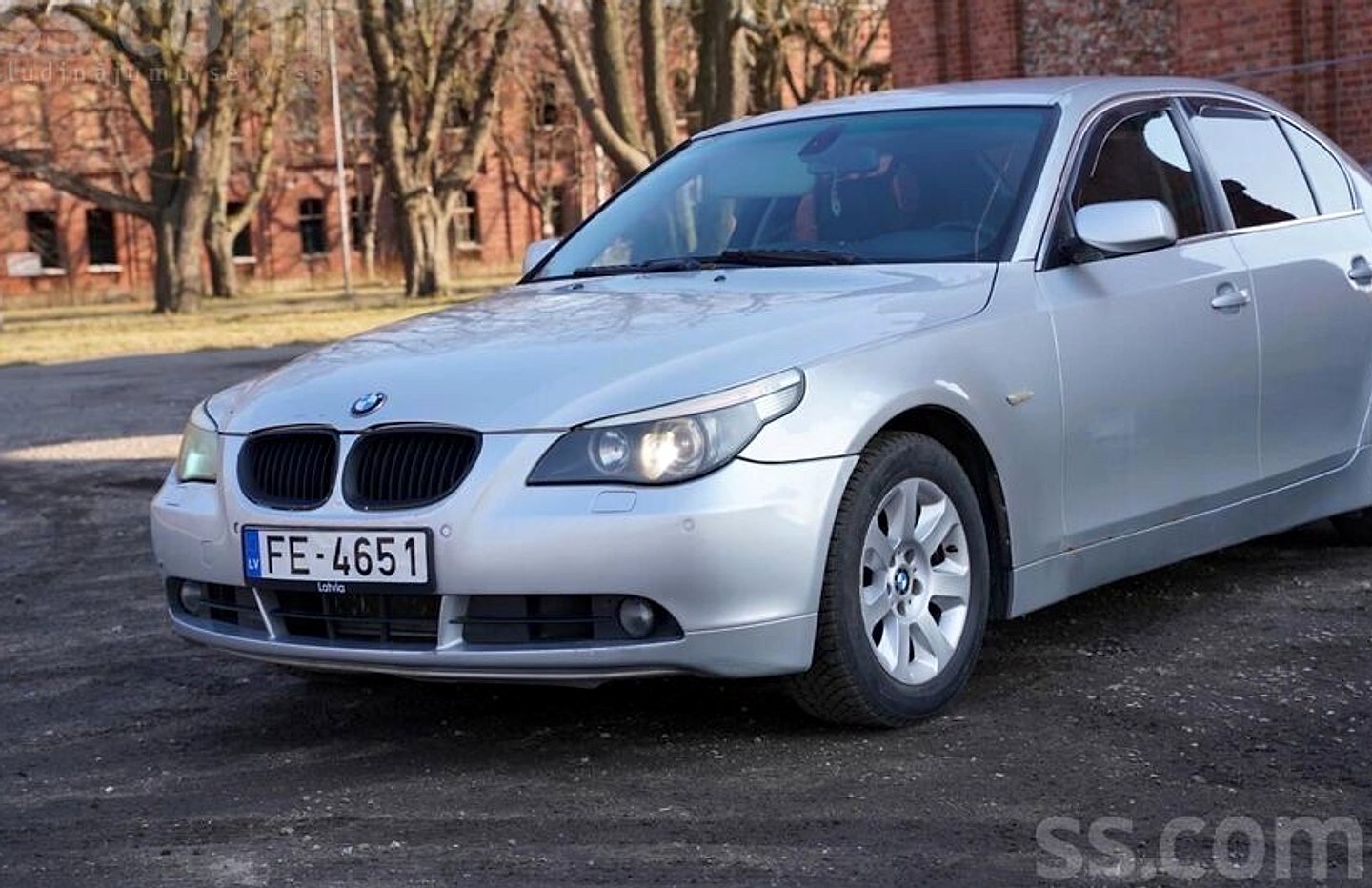 BMW 520 — foto 4