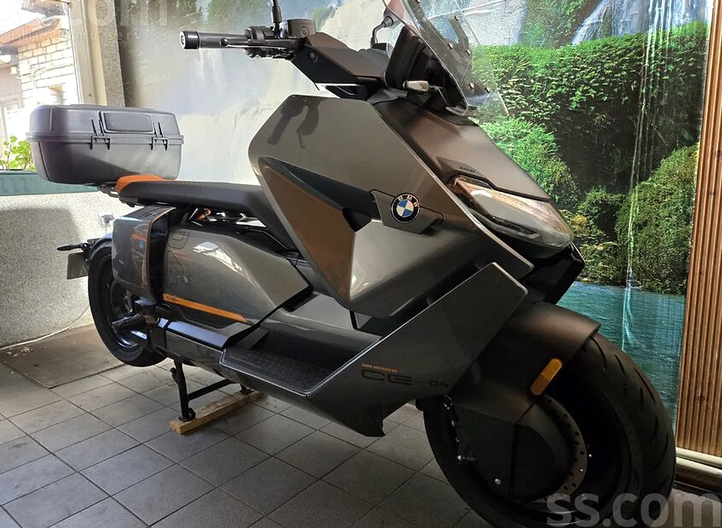 BMW Ce04, 2024. gads