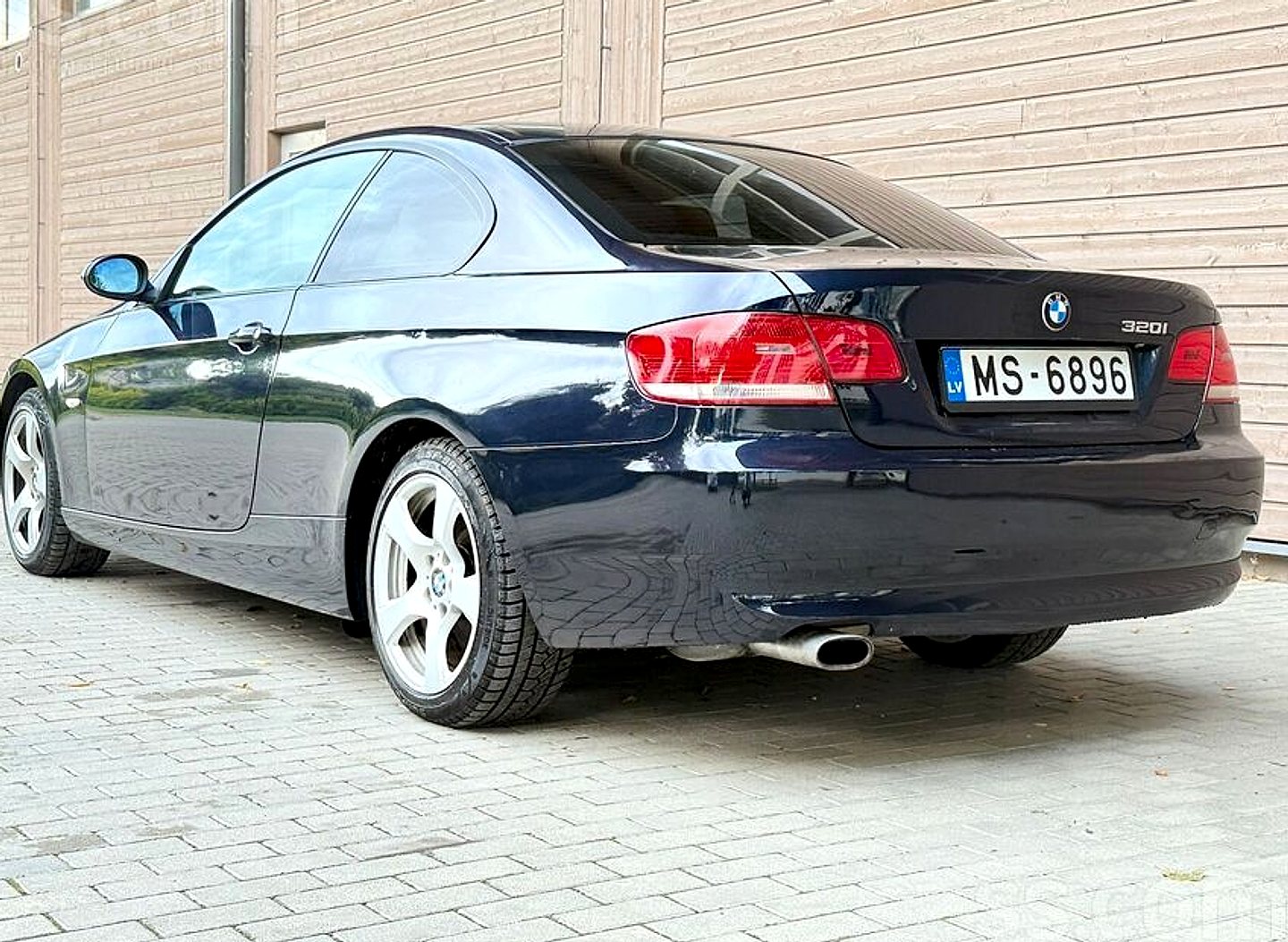 BMW 320 — foto 4