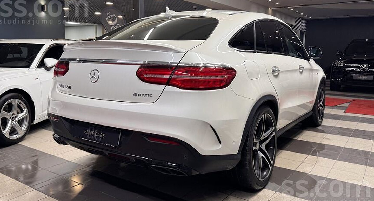 Mercedes-Benz GLE 450 AMG — foto 5