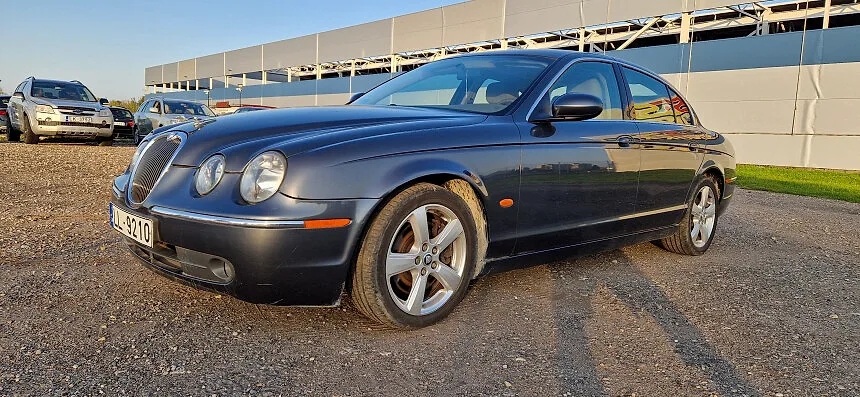 Jaguar S-Type, 2004. gads
