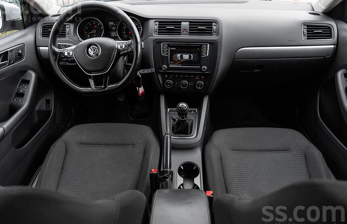 Volkswagen Jetta — foto 5