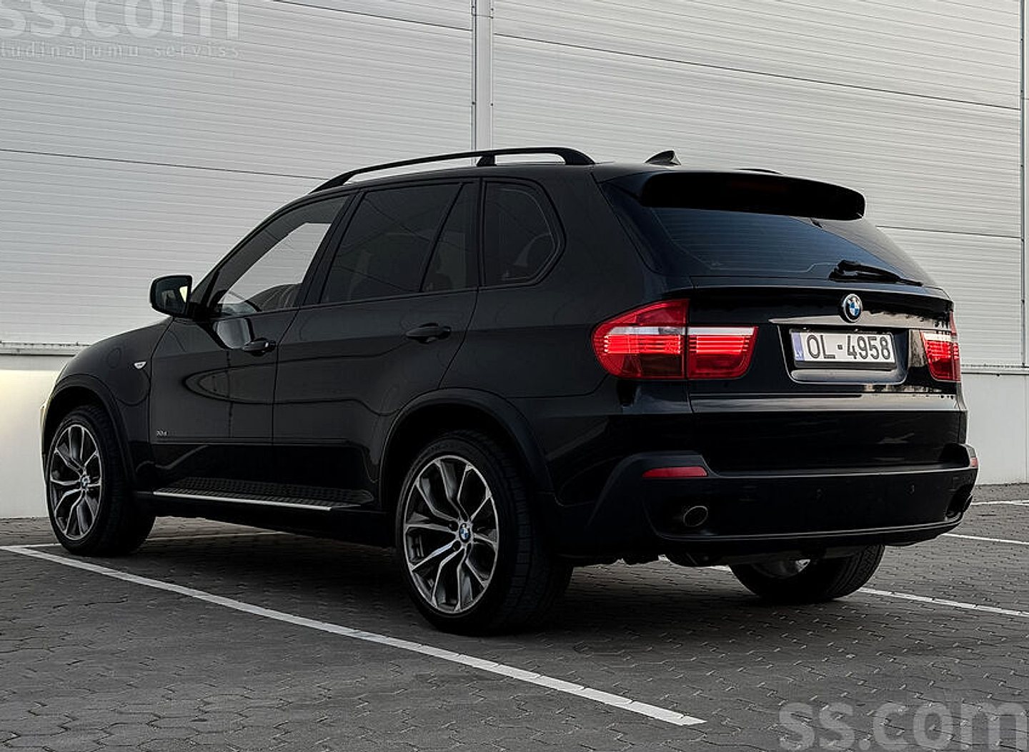 BMW X5 — foto 4