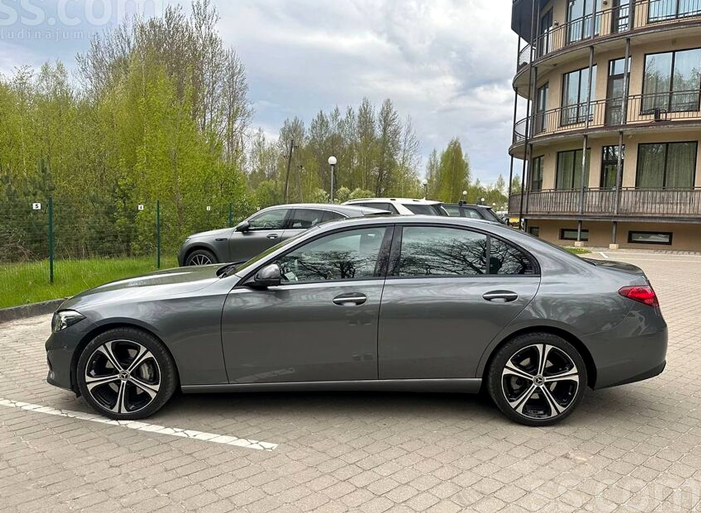 Mercedes-Benz C300 — foto 3