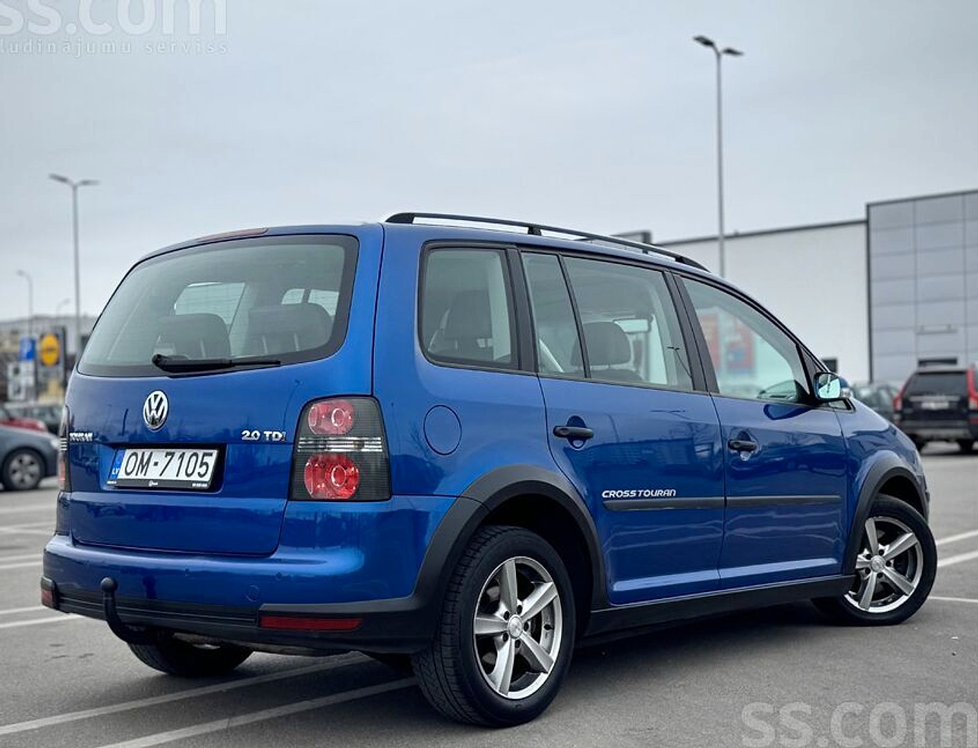 Volkswagen Touran — foto 3