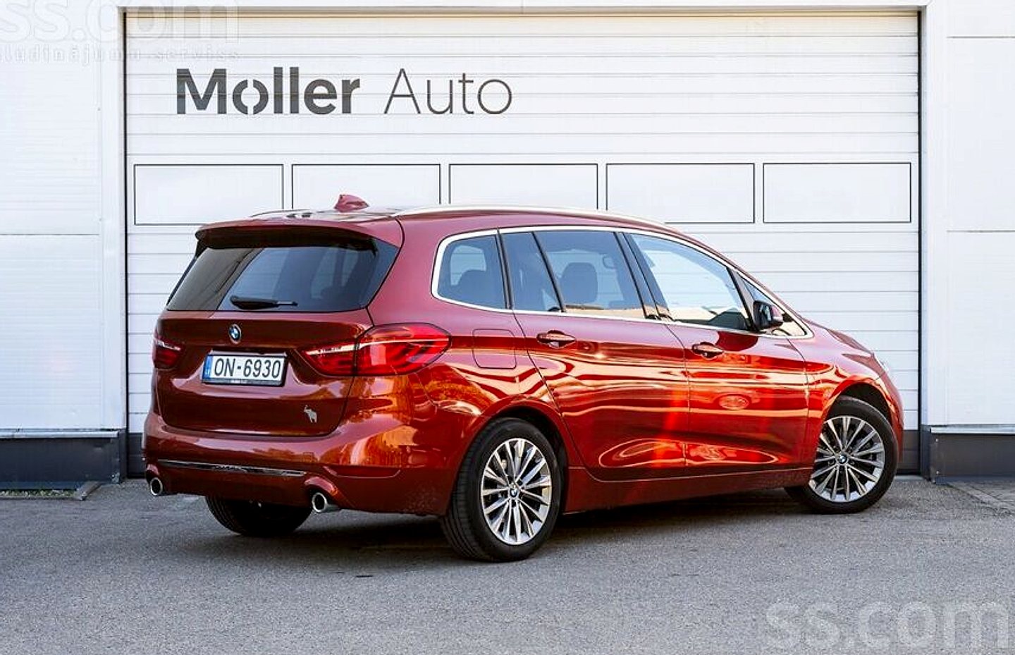 BMW 218 — foto 3
