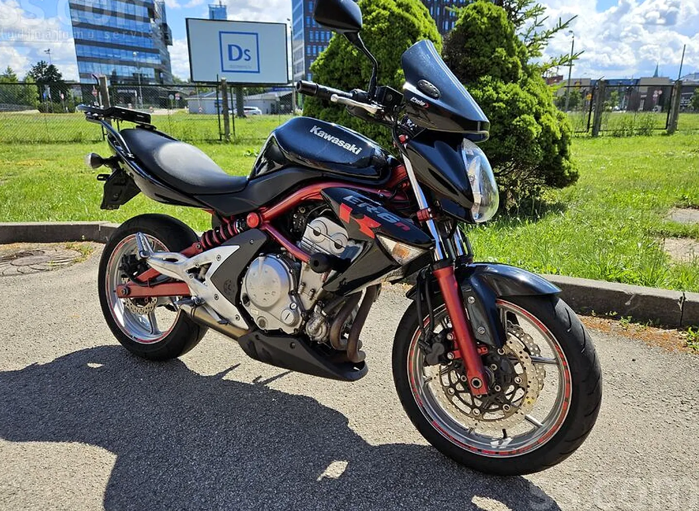 Kawasaki Er6