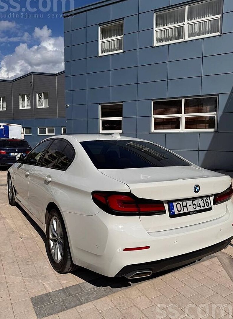BMW 530 — foto 4