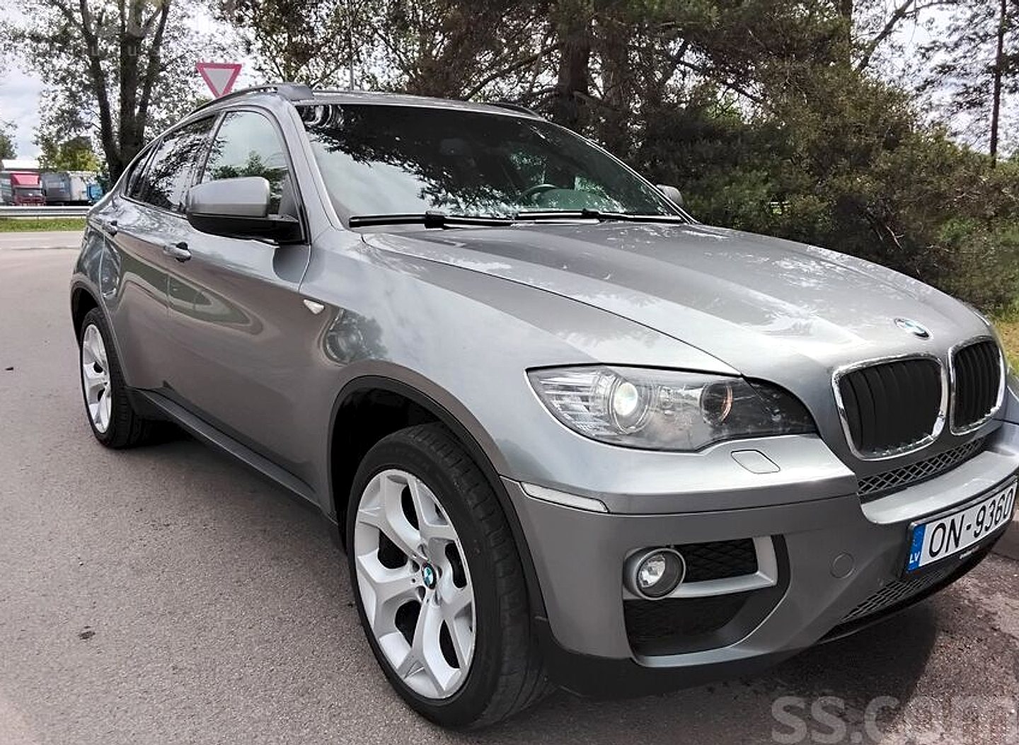 BMW X6 — foto 2